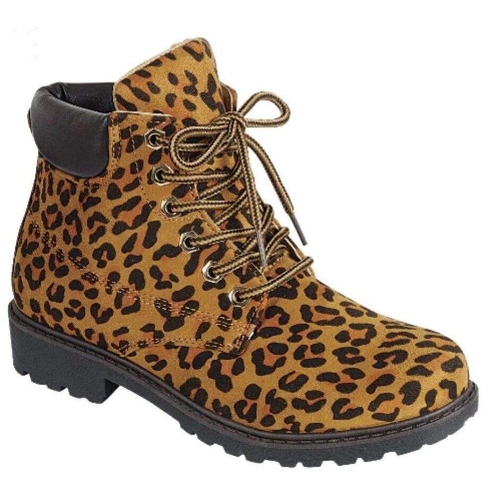Leopard Print Womens Tim-Like Trend Boots Size 6.5 Run Half Size Big BNIB